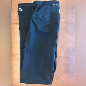Vuori women’s leggings